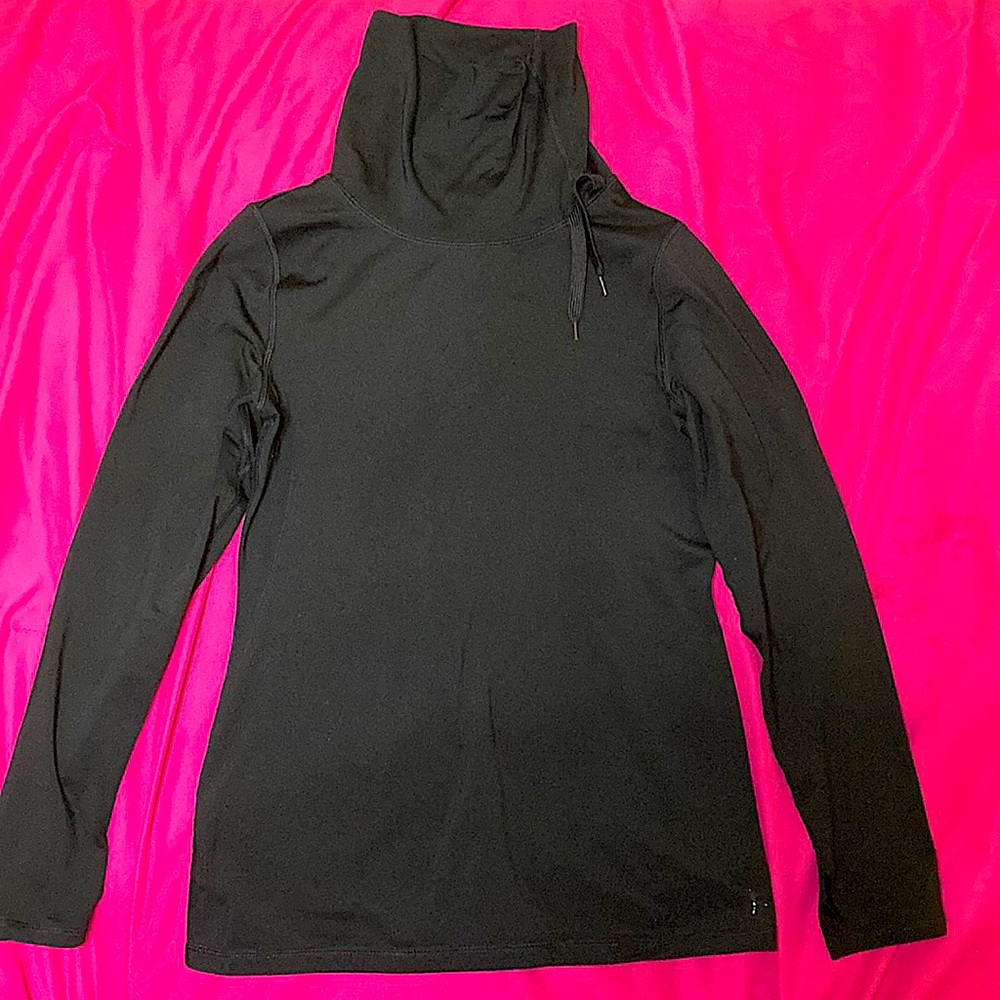 Danskin Now Turtle Neck Sweater size small 4-6.